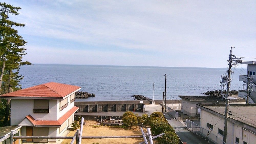 海辺のゲストハウスーぽかぽか村ー Ісе Екстер'єр фото